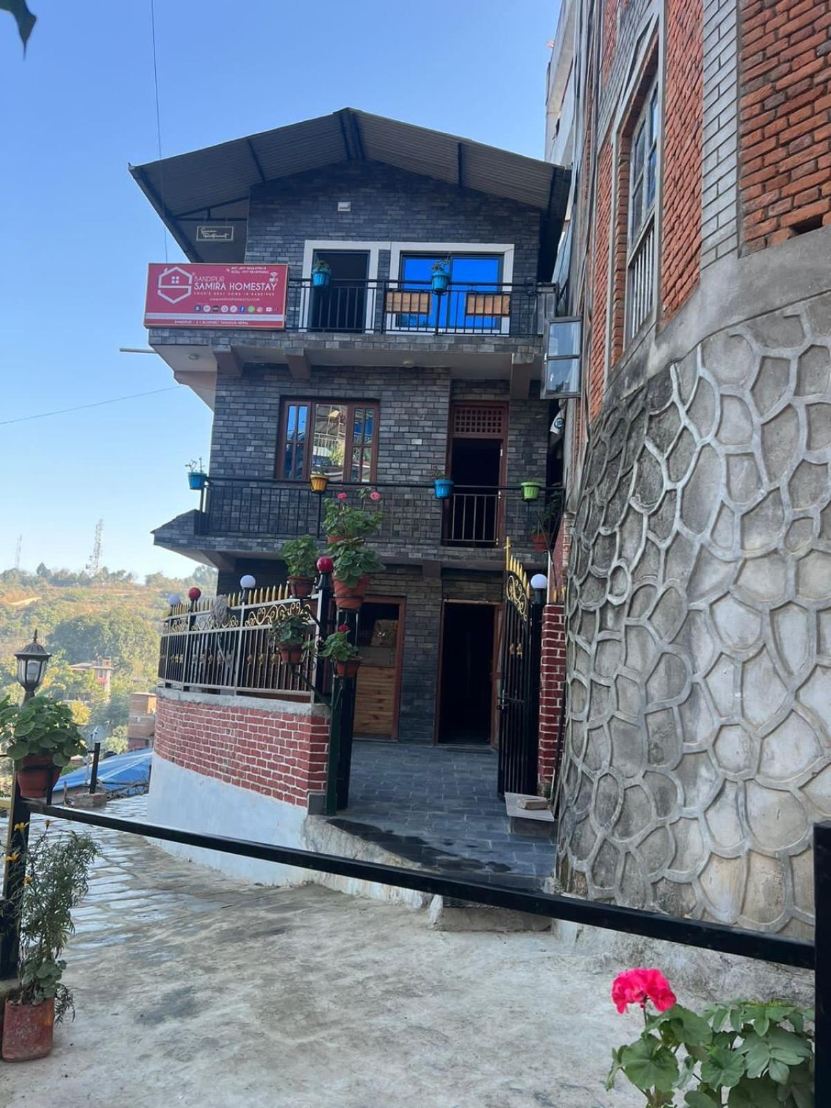 Bandipur Samira Homestay & Mountain View Restaurant المظهر الخارجي الصورة